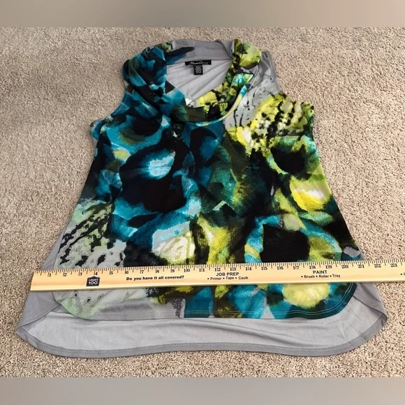 Kenneth Cole New York Abstract Sleeveless Cowl Neck Top. Size XL - Picture 9 of 9